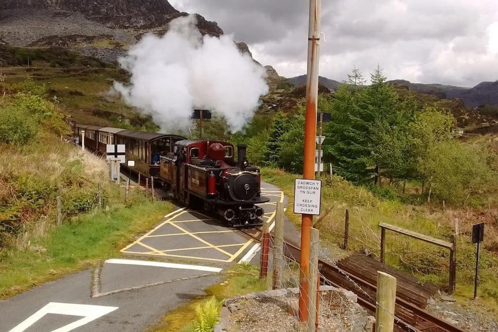 Mountain Walks Straight From The Doorstep Villa Blaenau Ffestiniog ภายนอก รูปภาพ